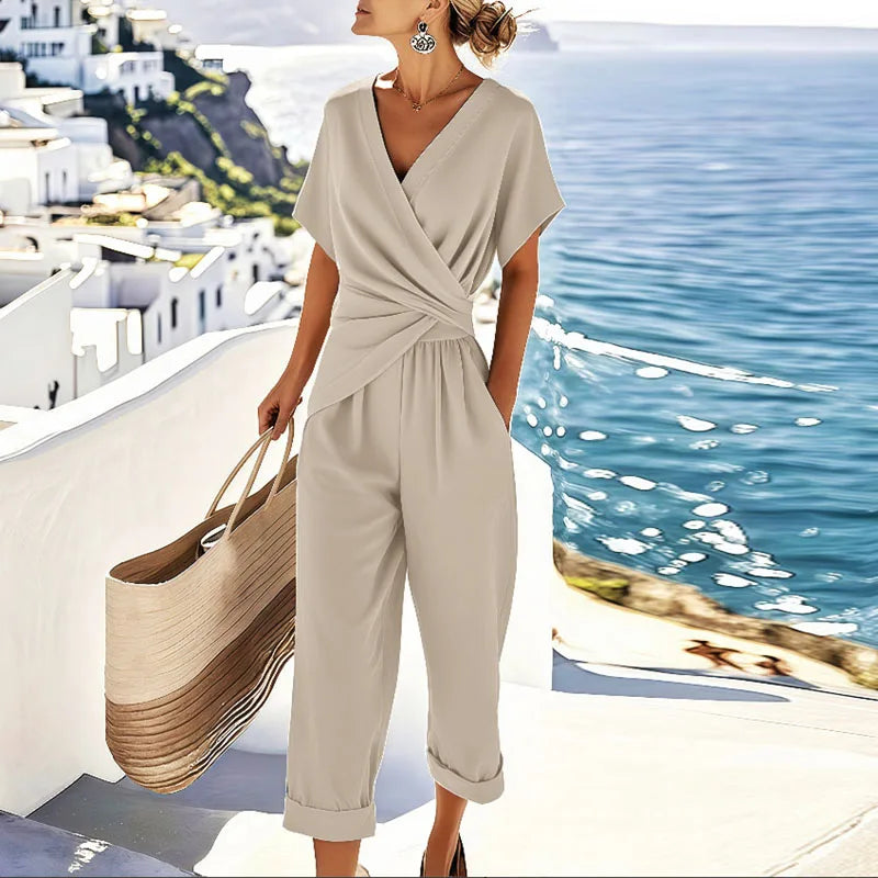Conjunto elegante de dos piezas Colleen | Top cruzado y pantalón corto