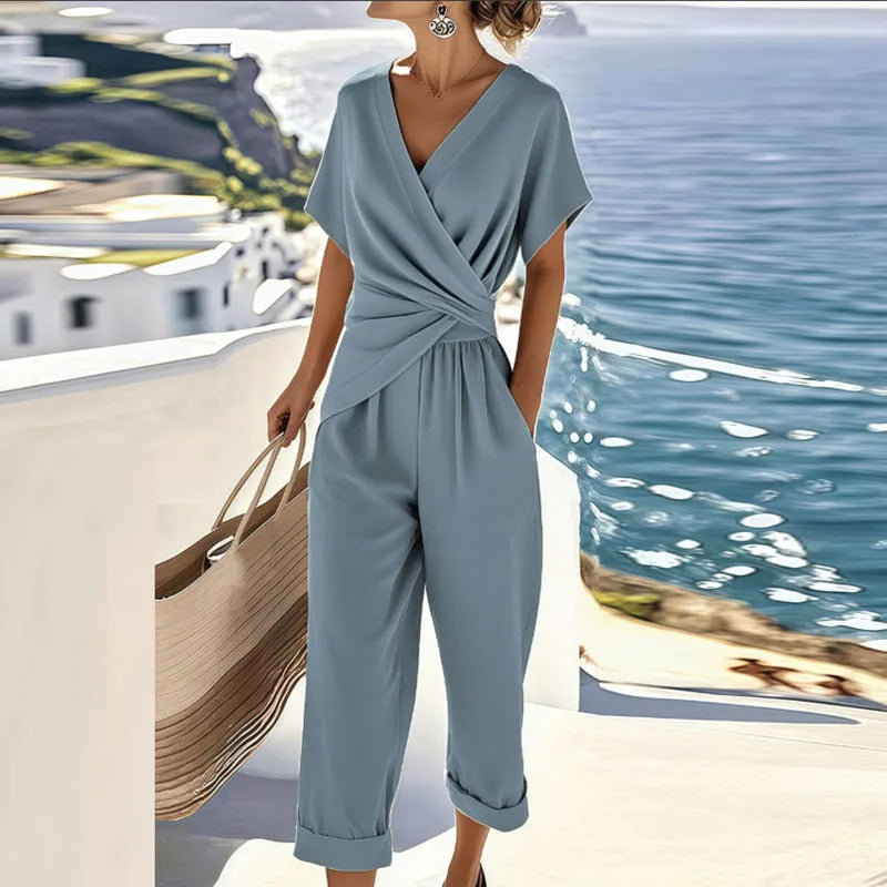 Conjunto elegante de dos piezas Colleen | Top cruzado y pantalón corto